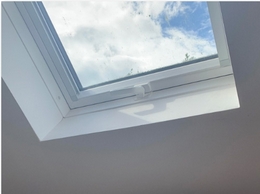 https://www.loftconversioninsurrey.co.uk/ website