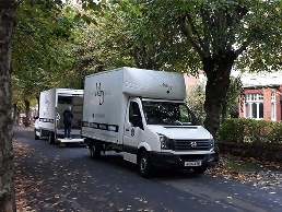 https://www.mdremovalsandstorage.co.uk/ website