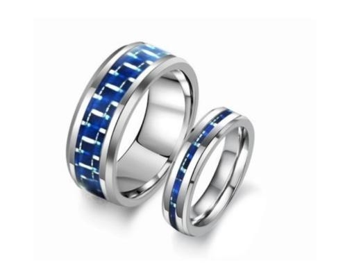 https://www.joyeriatitanio.es/ website